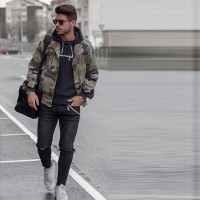 Pantalón con aberturas